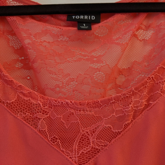 Torrid Flutter Sleeve Dress 1X - Picture 5 of 5